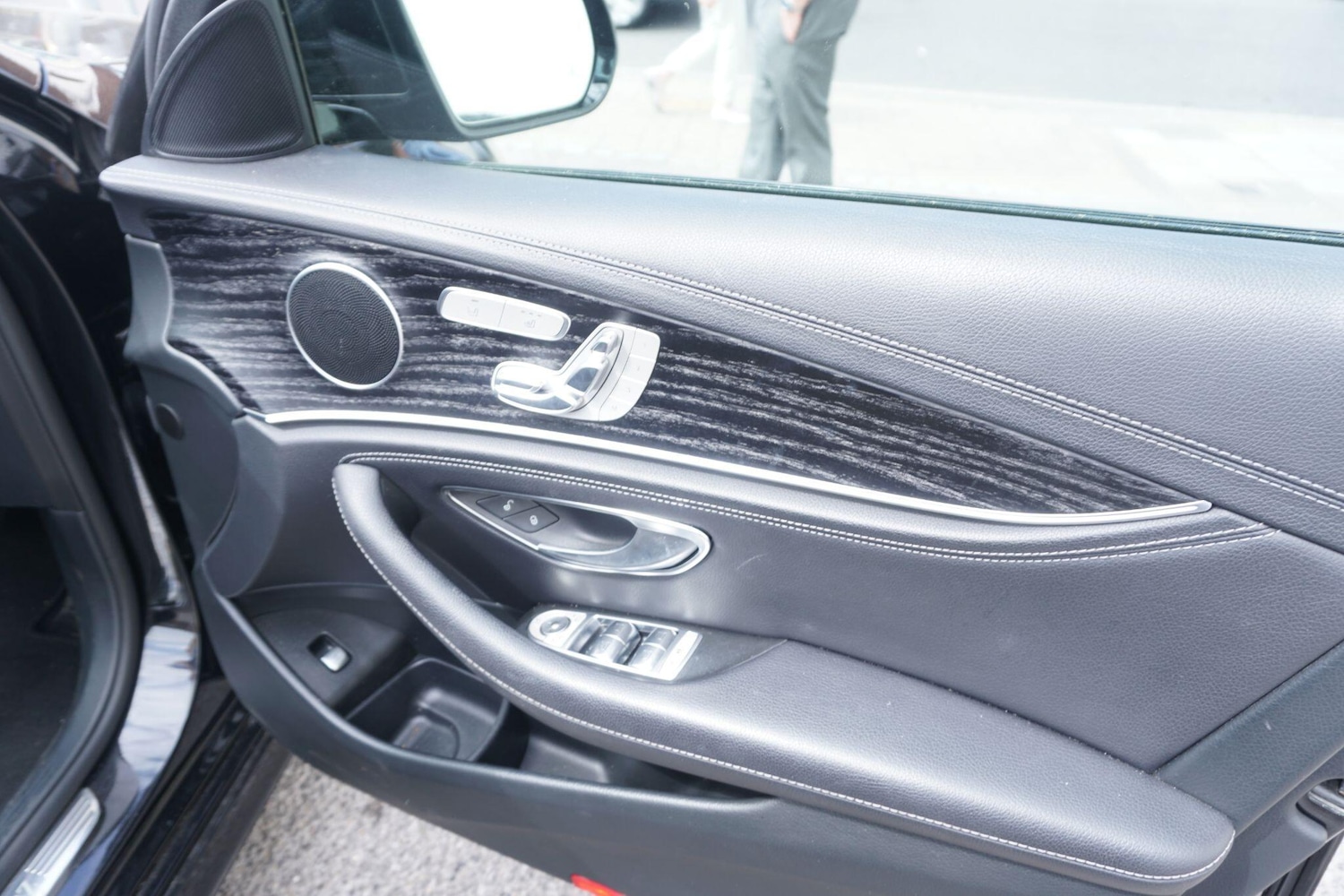 Used Mercedes-Benz E Class for sale - 76729030: Photo 37