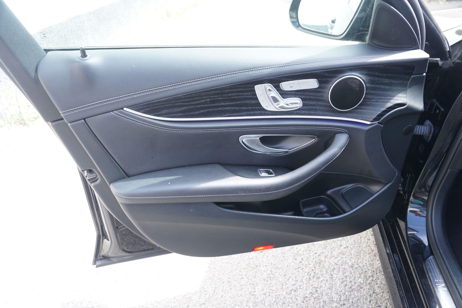 Used Mercedes-Benz E Class for sale - 76729030: Photo 39