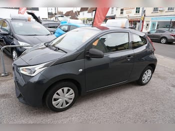 Used Toyota AYGO 2019 for sale - 79669101: Photo