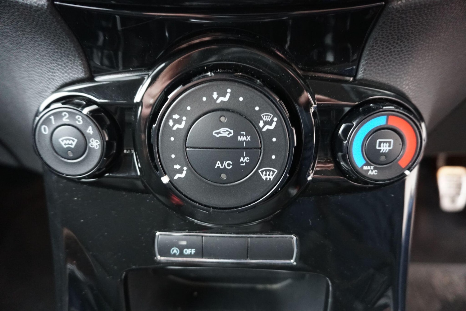 Used Ford Fiesta for sale - 77625430: Photo 40