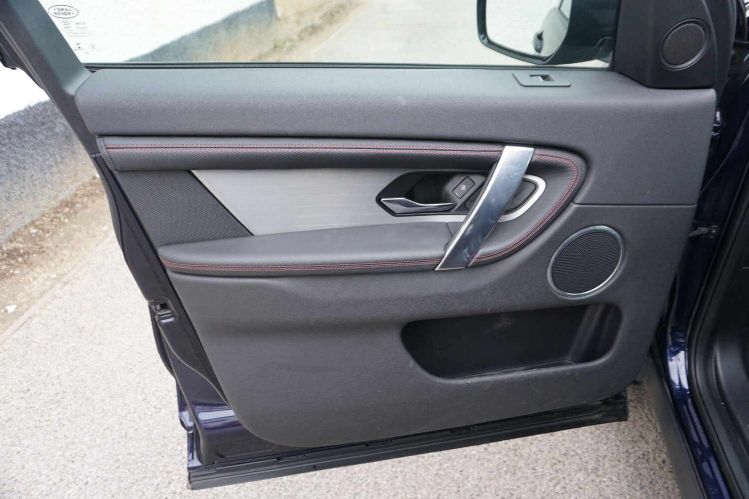 Used Land Rover Discovery Sport 2021 for sale - 77597814: Photo 32