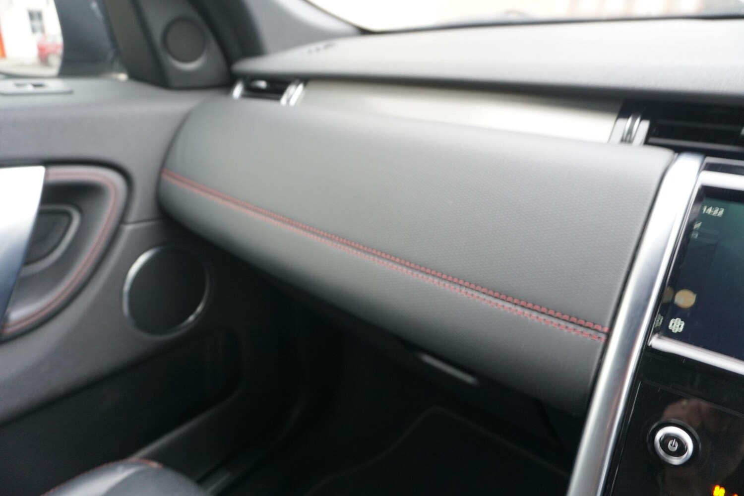 Used Land Rover Discovery Sport 2021 for sale - 77597814: Photo 62