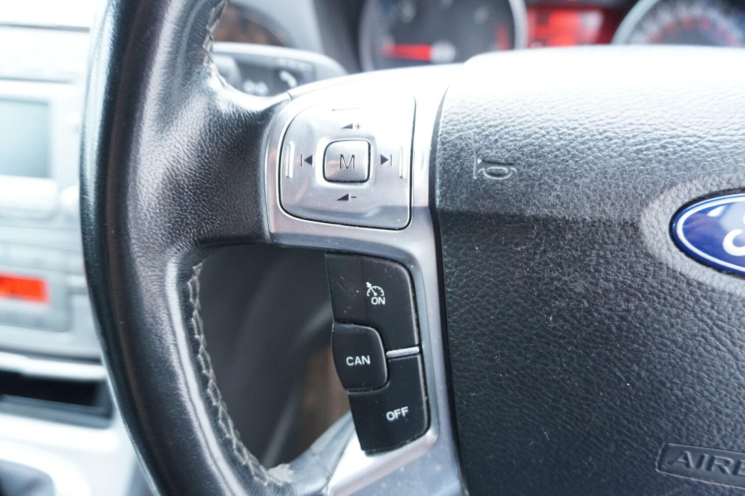 Used Ford Galaxy 2010 for sale - 76424072: Photo 23