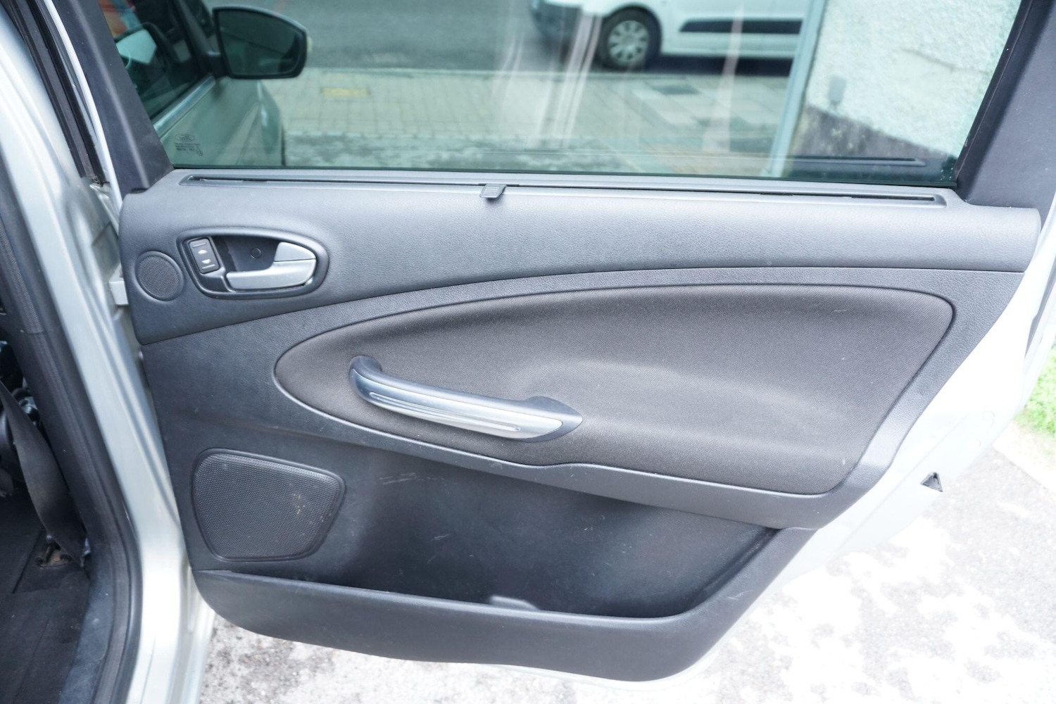 Used Ford Galaxy 2010 for sale - 76424072: Photo 26