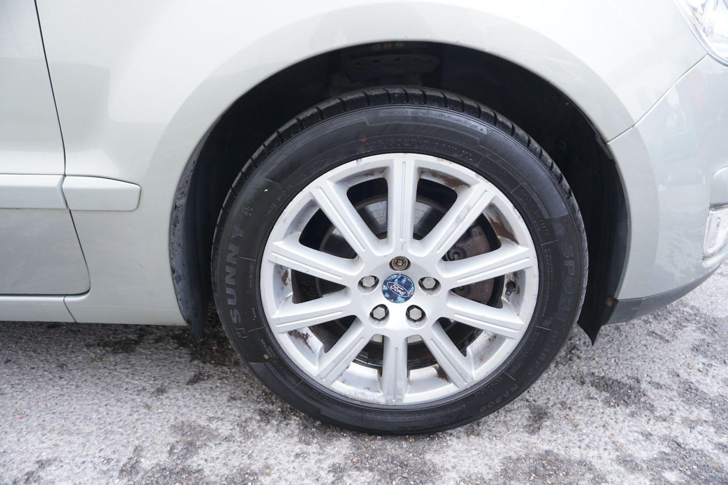 Used Ford Galaxy 2010 for sale - 76424072: Photo 31