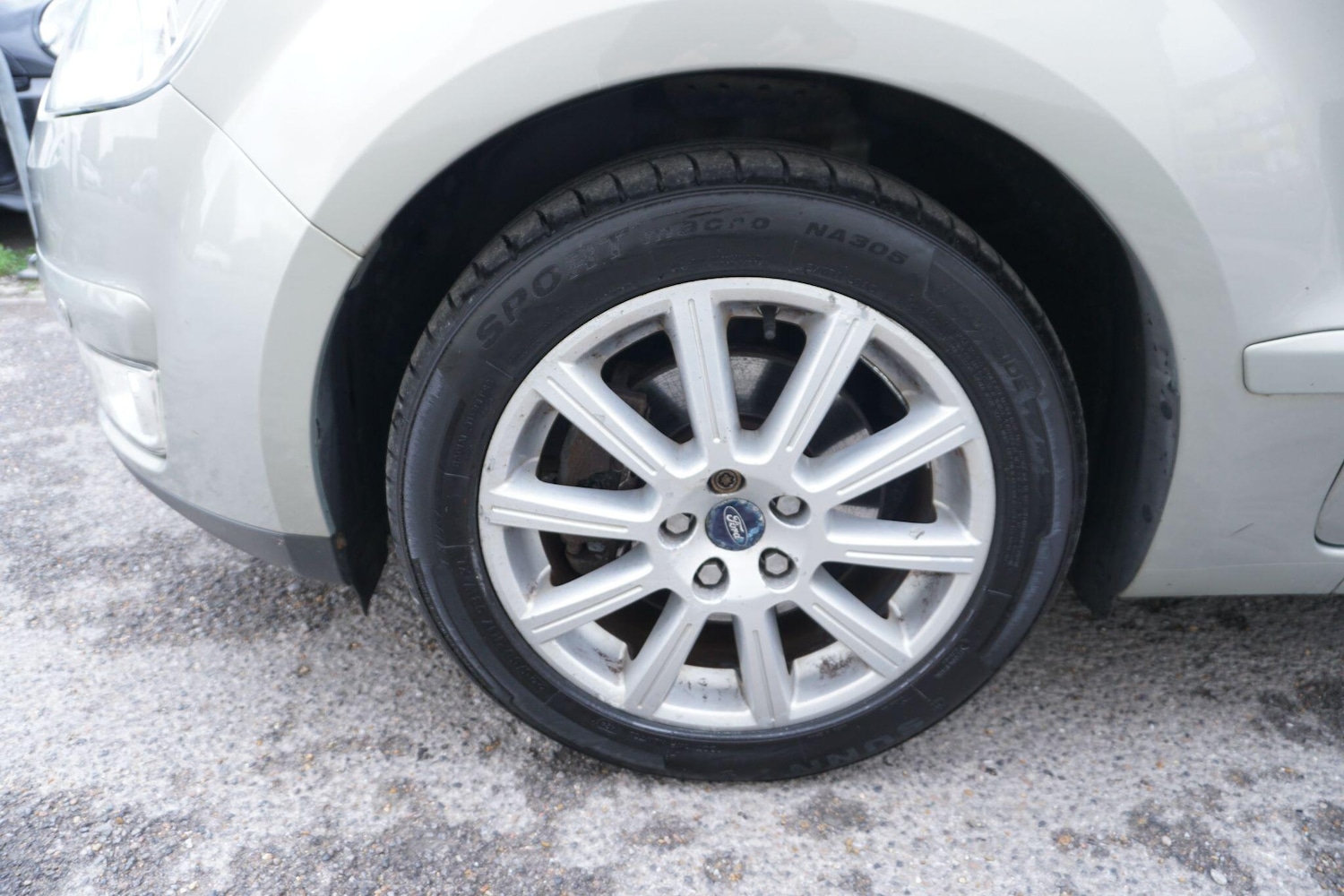 Used Ford Galaxy 2010 for sale - 76424072: Photo 33