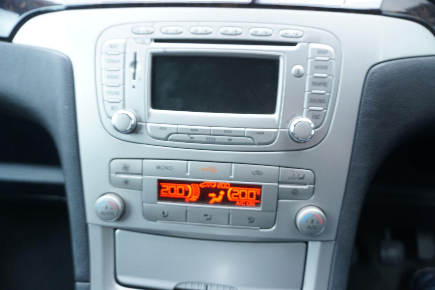 Used Ford Galaxy 2010 for sale - 76424072: Photo 35