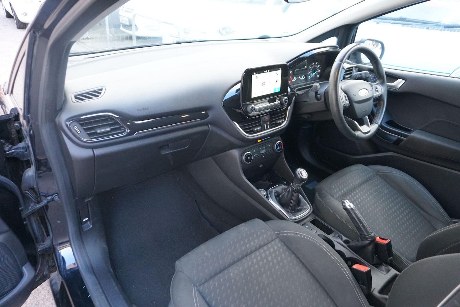 Used Ford Fiesta 2018 for sale - 77050059: Photo 14