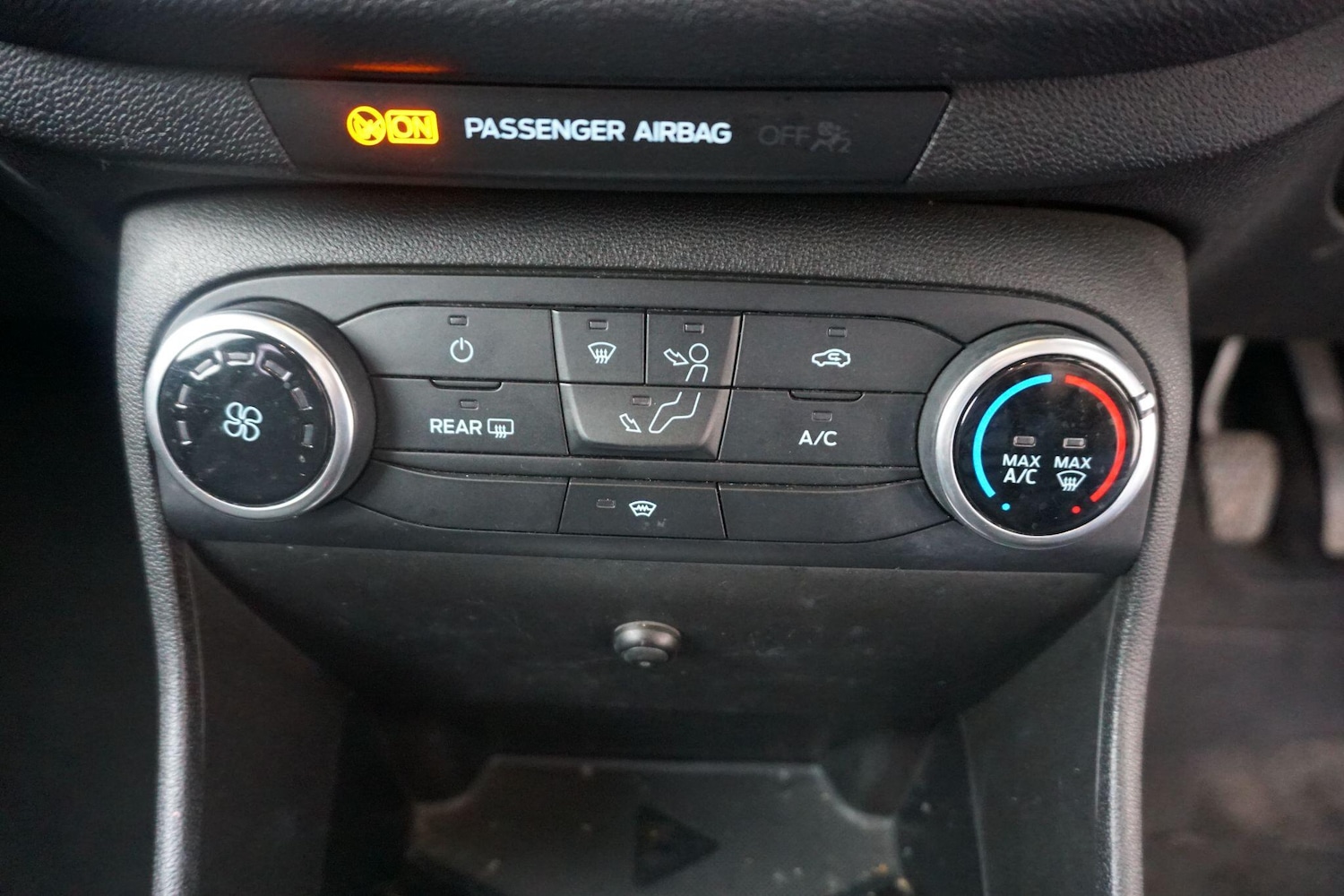 Used Ford Fiesta 2018 for sale - 77050059: Photo 25