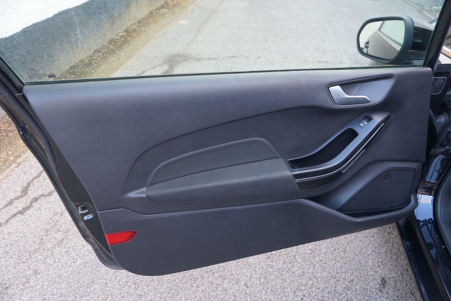 Used Ford Fiesta 2018 for sale - 77050059: Photo 27