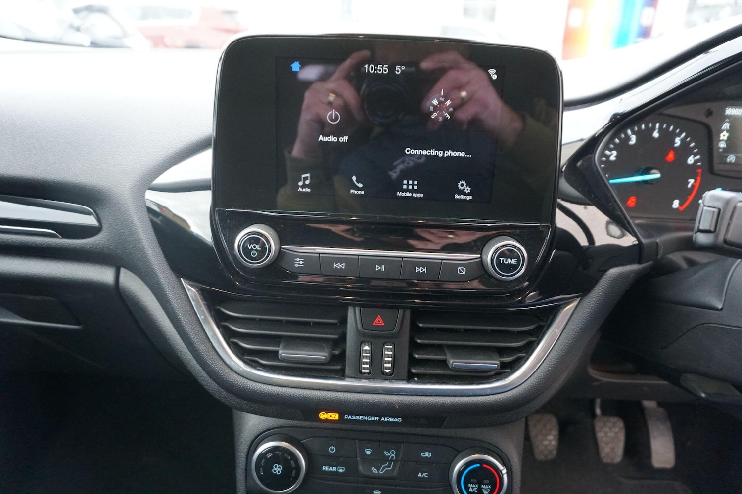 Used Ford Fiesta 2018 for sale - 77050059: Photo 28