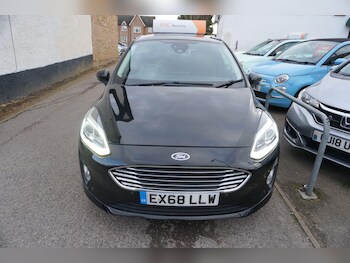 Used Ford Fiesta 2018 for sale - 77050059: Photo