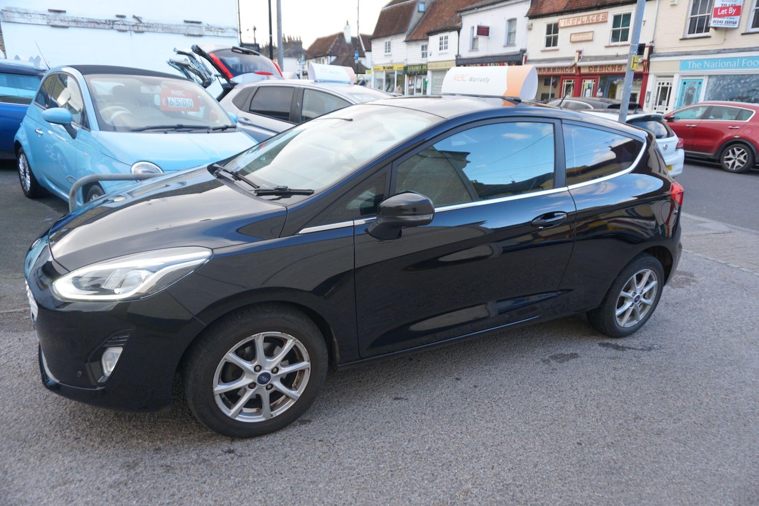Used Ford Fiesta 2018 for sale - 77050059: Photo 3