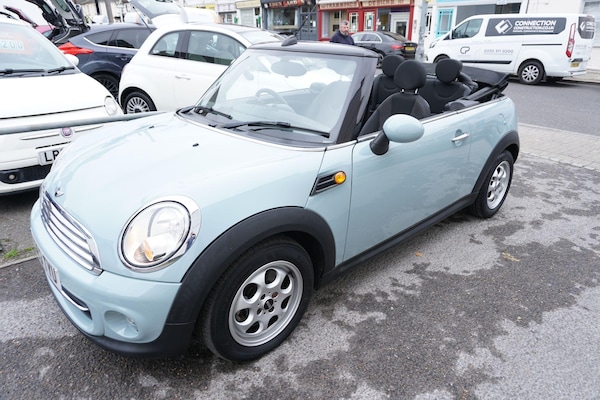 Used MINI Convertible 2013 for sale - 76283953: Photo 3