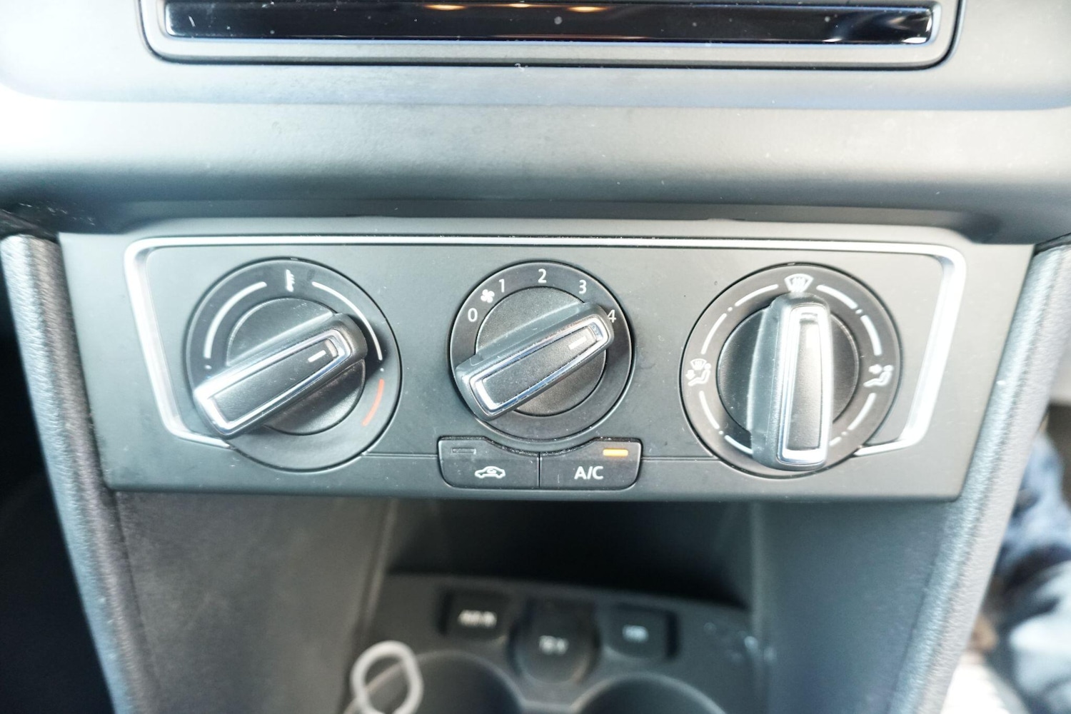 Used Volkswagen Polo 2016 for sale - 76913444: Photo 28