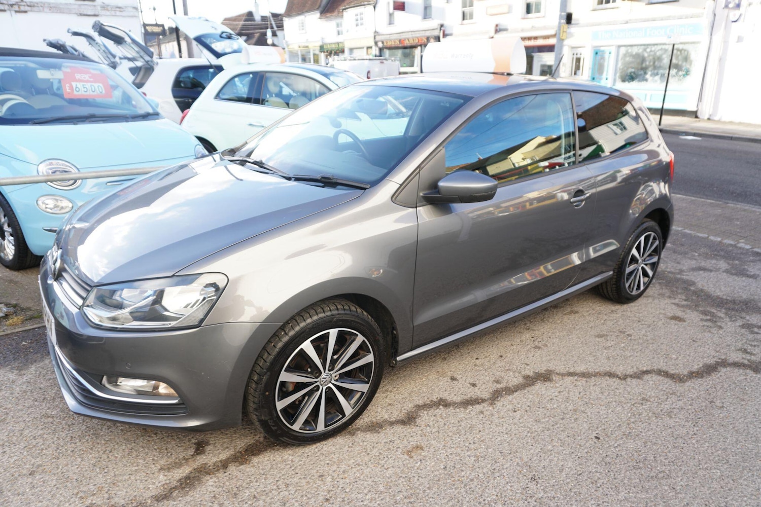 Used Volkswagen Polo 2016 for sale - 76913444: Photo 3