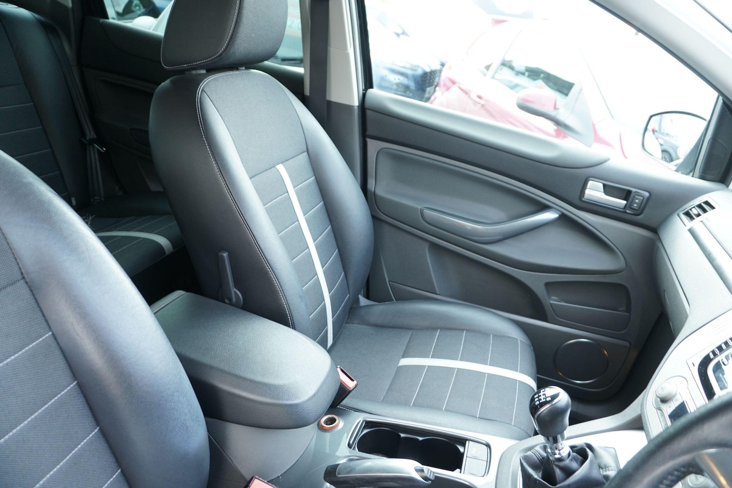 Used Ford Kuga 2011 for sale - 76423850: Photo 24