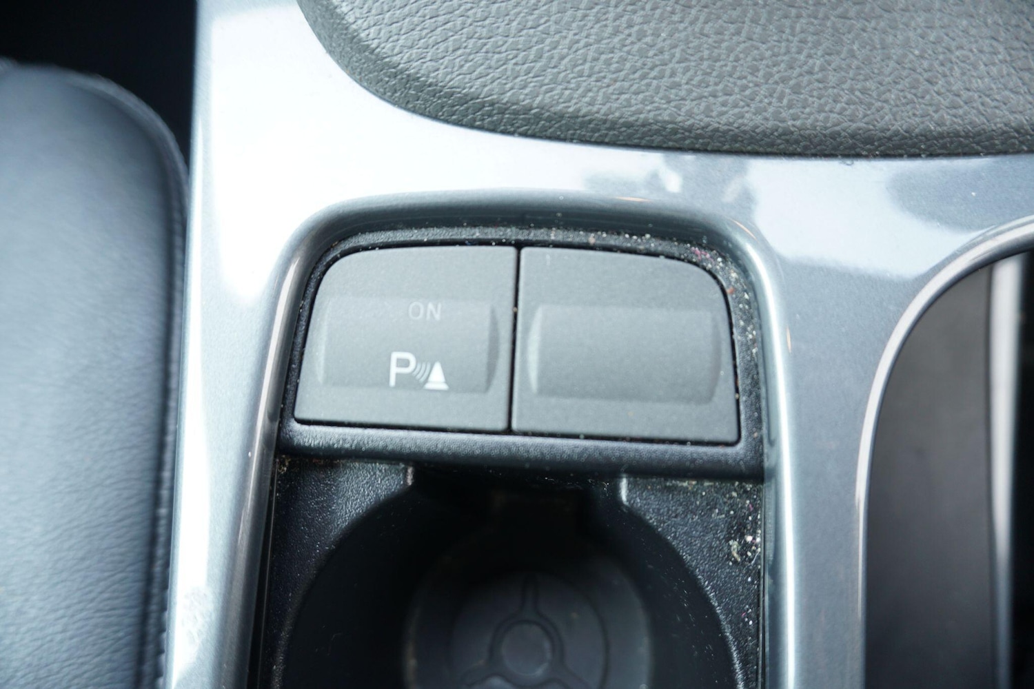 Used Ford Kuga 2011 for sale - 76423850: Photo 32