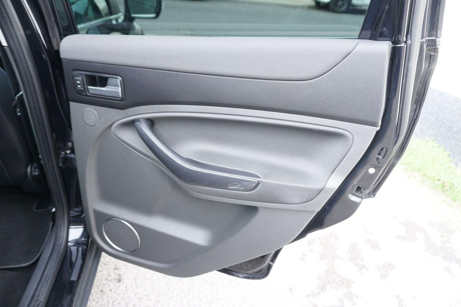 Used Ford Kuga 2011 for sale - 76423850: Photo 33