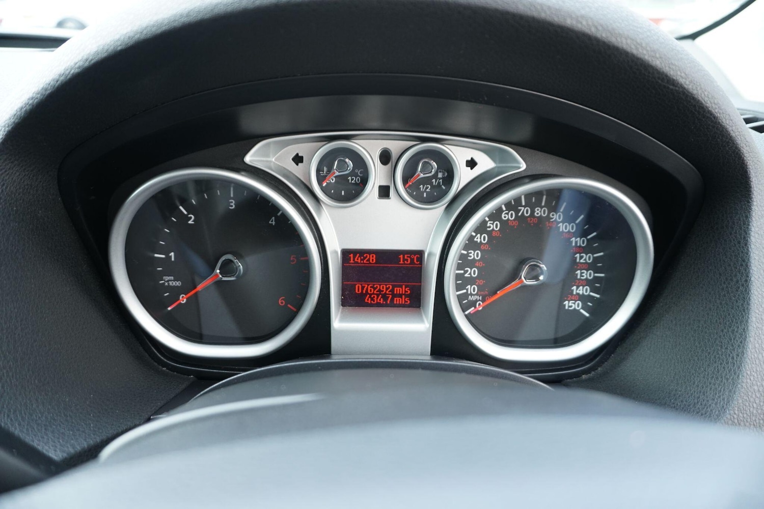 Used Ford Kuga 2011 for sale - 76423850: Photo 48