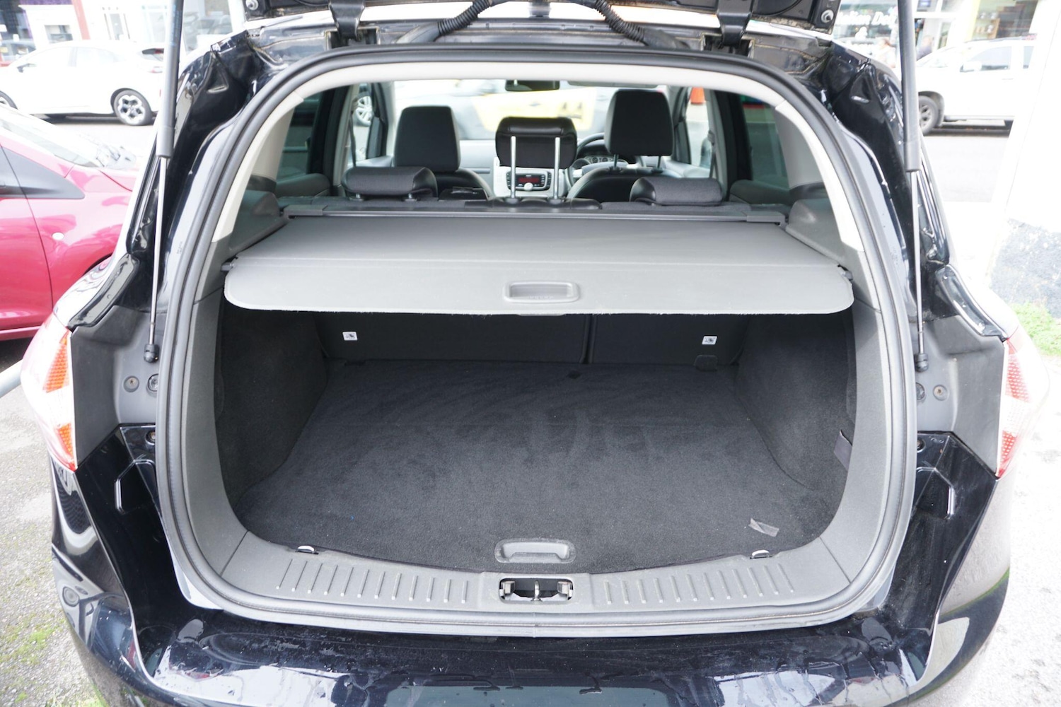 Used Ford Kuga 2011 for sale - 76423850: Photo 53