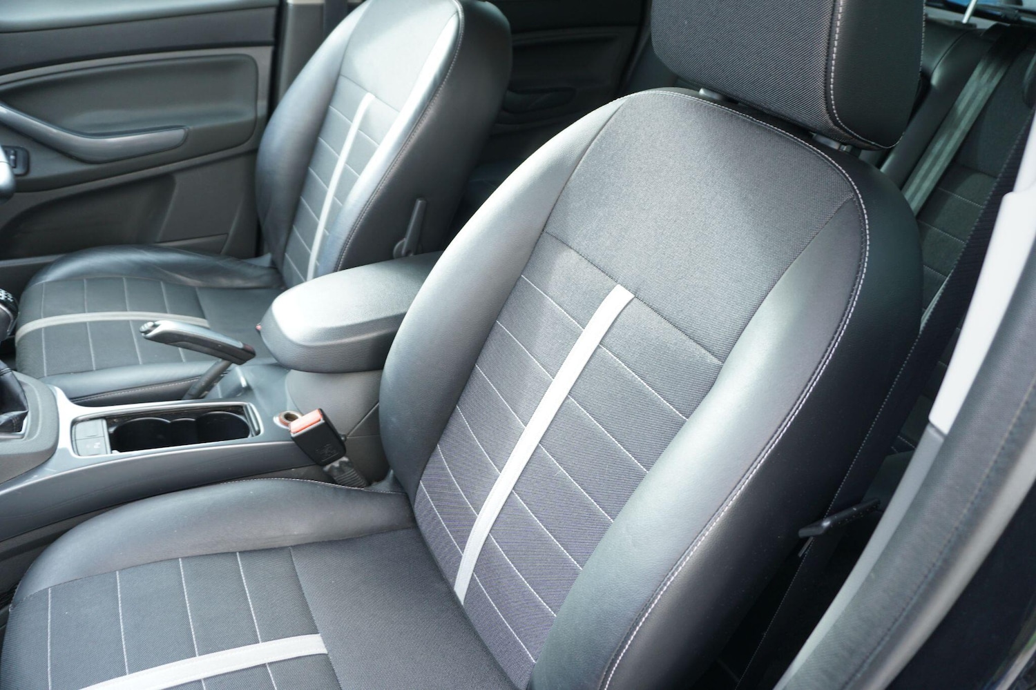 Used Ford Kuga 2011 for sale - 76423850: Photo 56