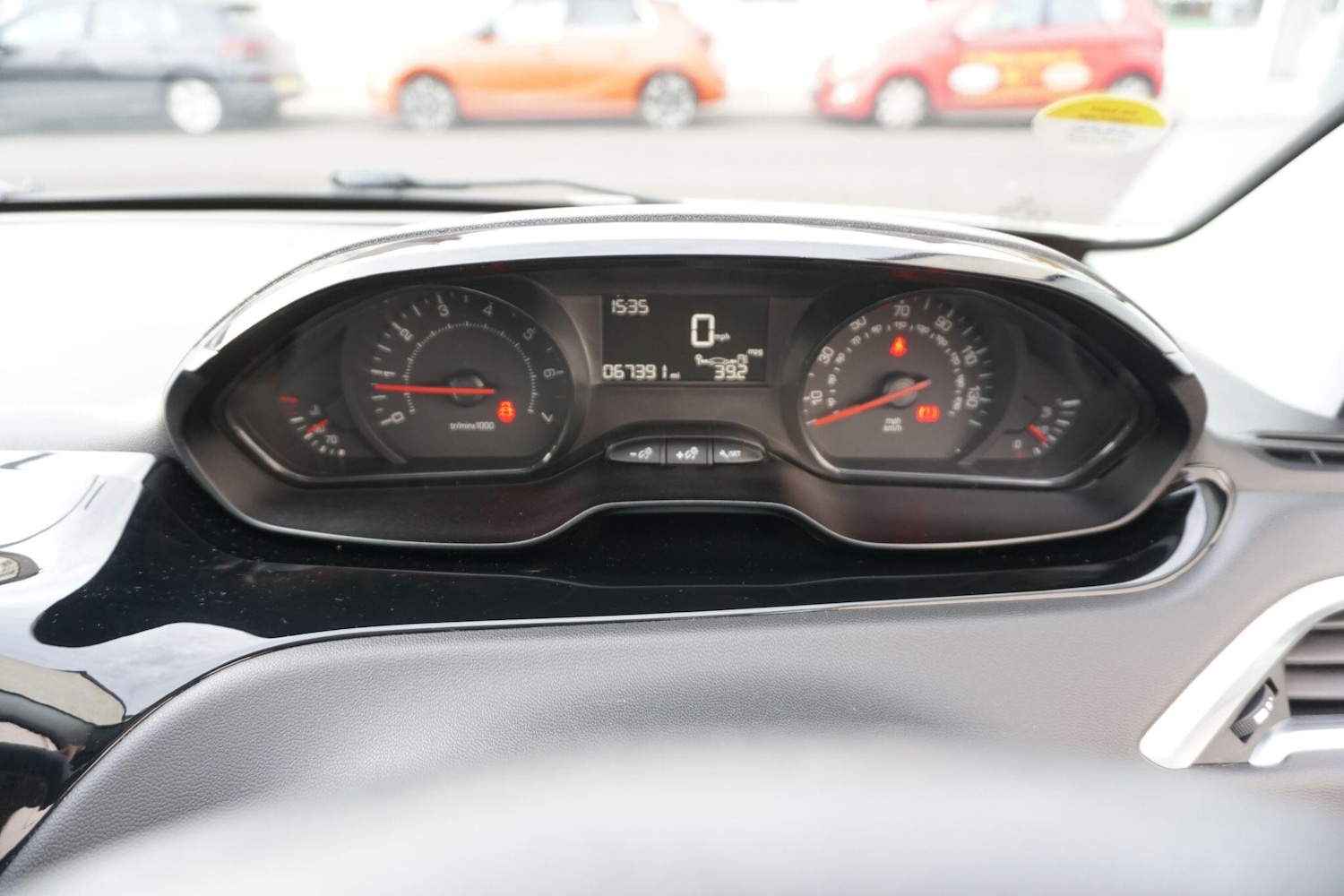 Used Peugeot 208 2015 for sale - 76550340: Photo 32