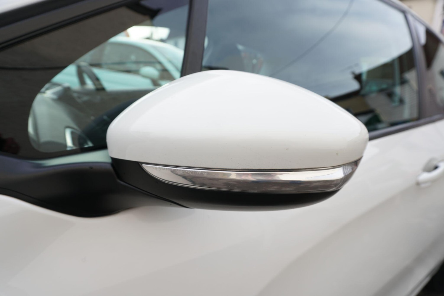 Used Peugeot 208 2015 for sale - 76550340: Photo 34