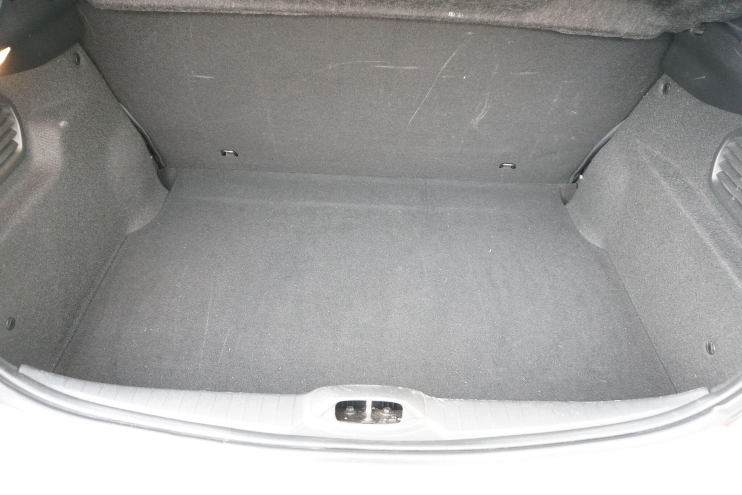 Used Peugeot 208 2015 for sale - 76550340: Photo 35