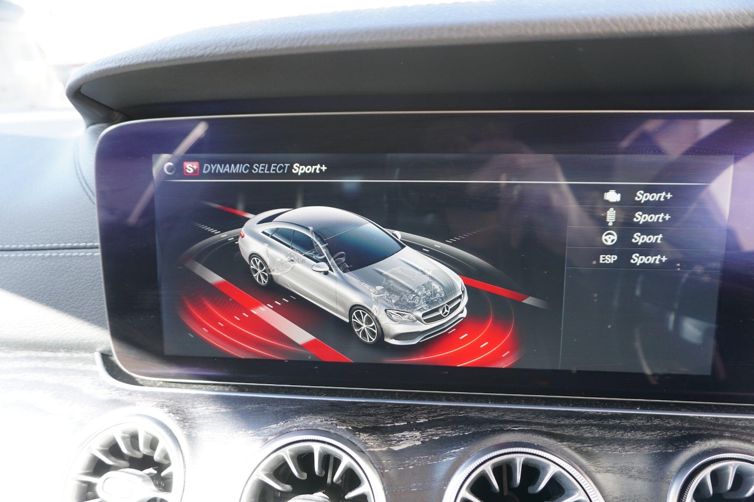 Used Mercedes-Benz E Class 2018 for sale - 77769525: Photo 42