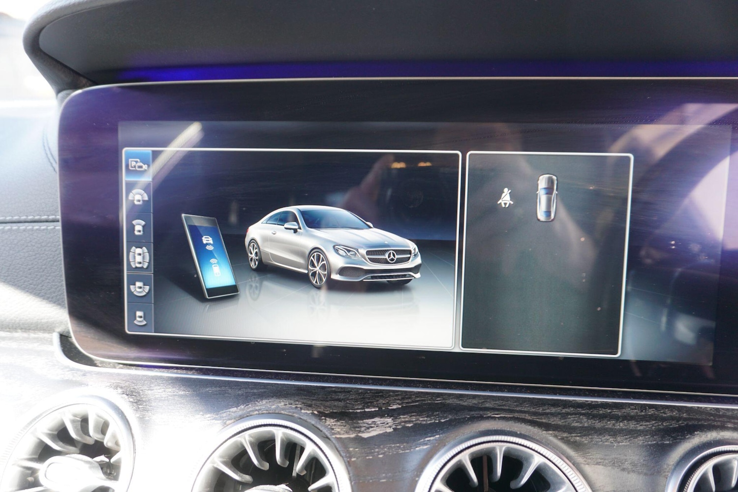 Used Mercedes-Benz E Class 2018 for sale - 77769525: Photo 54