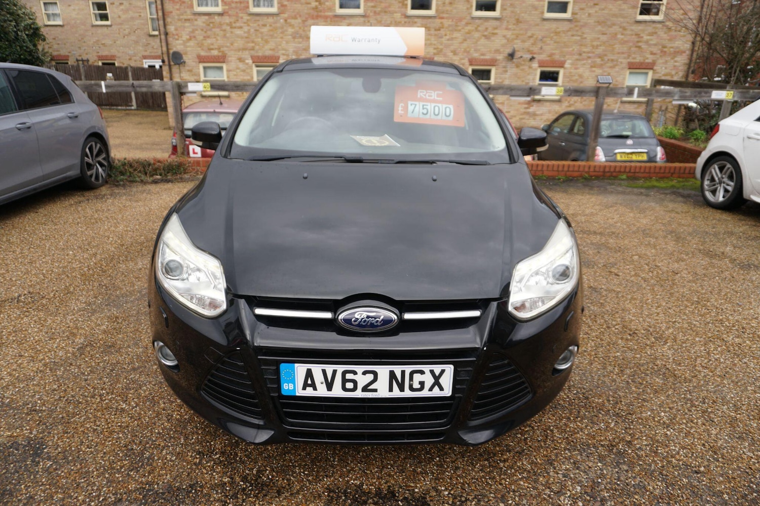 Used Ford Focus 2012 for sale - 77612880: Photo 2