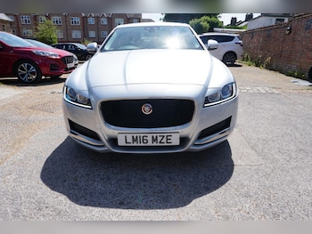 Used Jaguar XF 2016 for sale - 79132059: Photo