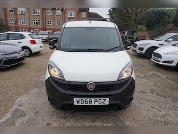 Used Fiat Doblo 2018 for sale - 77754322: Photo