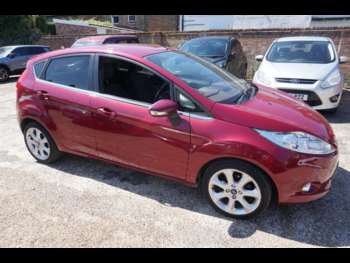 2010 (60) - 1.4 TDCi DPF Titanium 5dr