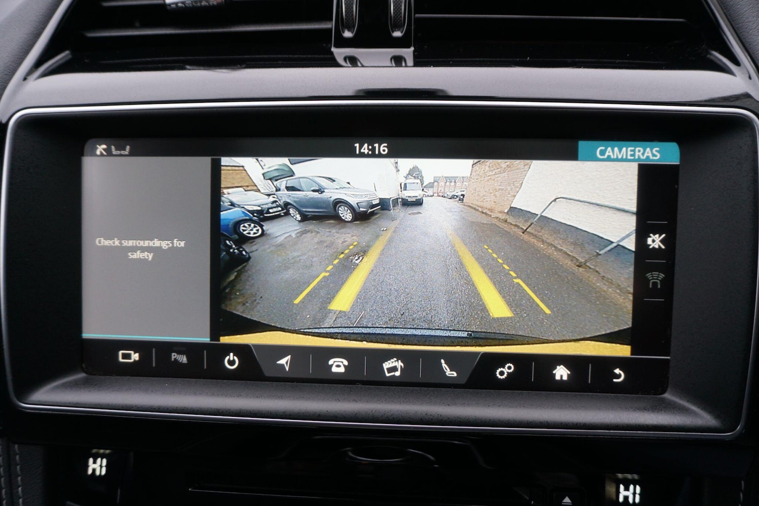 Used Jaguar F-Pace 2020 for sale - 77425925: Photo 42