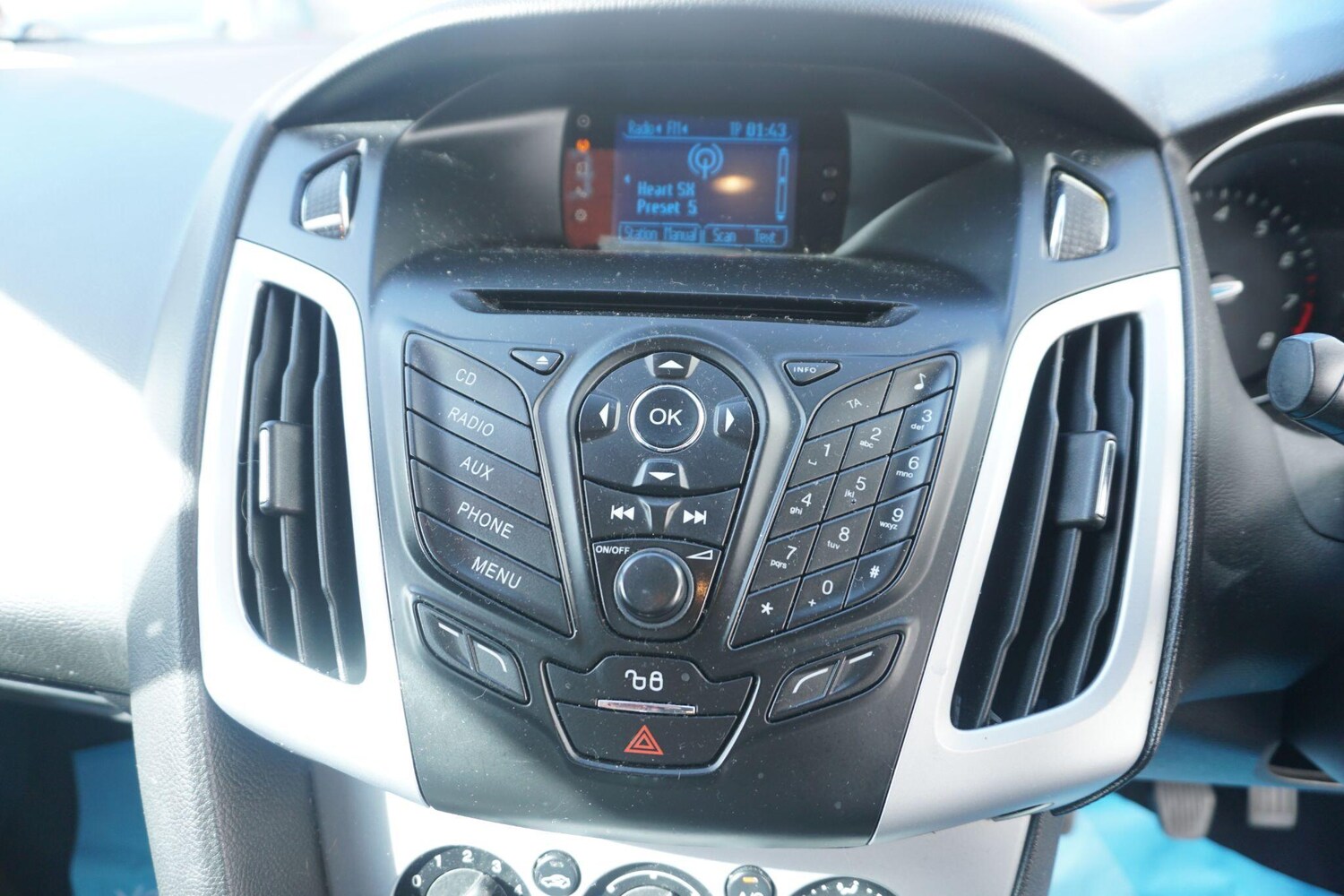 Used Ford Focus 2013 for sale - 76060668: Photo 34