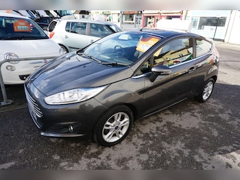 Used Ford Fiesta 2015 for sale - 77538489: Photo