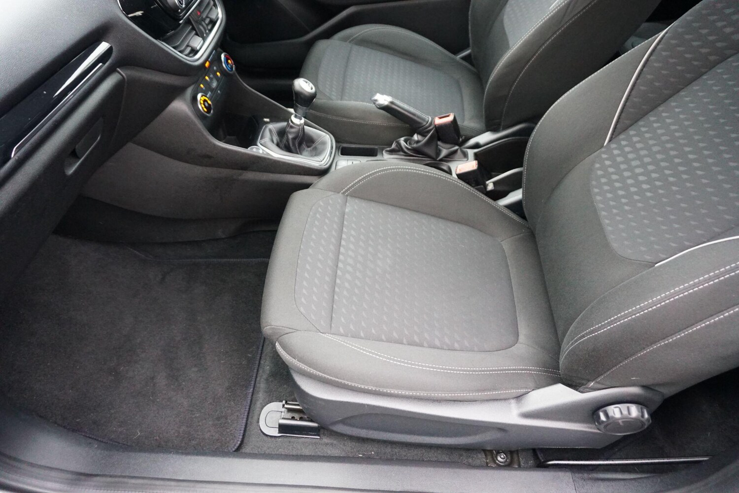 Used Ford Fiesta for sale - 77143060: Photo 50