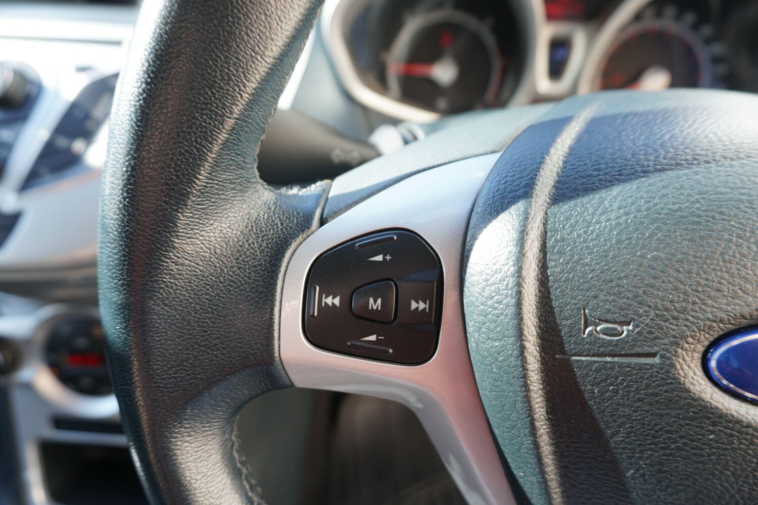 Used Ford Fiesta 2009 for sale - 77939835: Photo 26