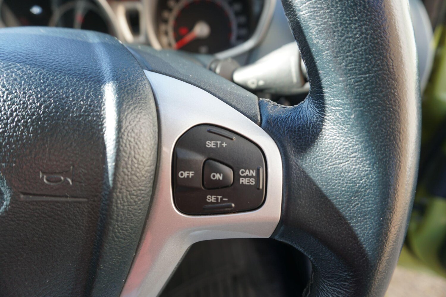 Used Ford Fiesta 2009 for sale - 77939835: Photo 27