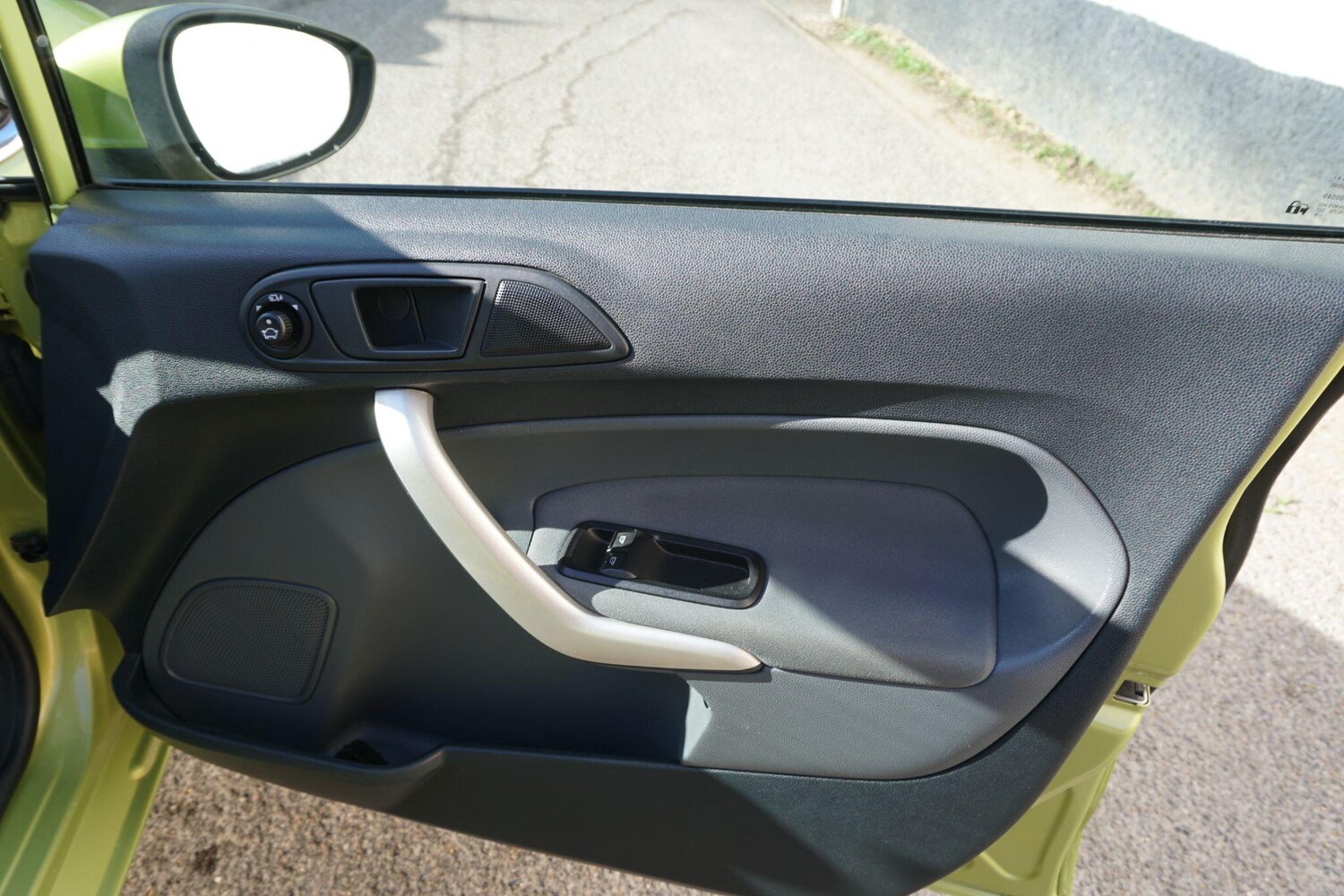 Used Ford Fiesta 2009 for sale - 77939835: Photo 31