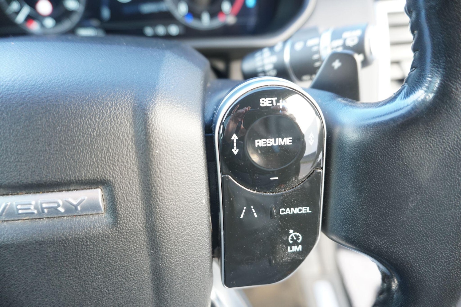 Used Land Rover Discovery 2019 for sale - 76990650: Photo 28