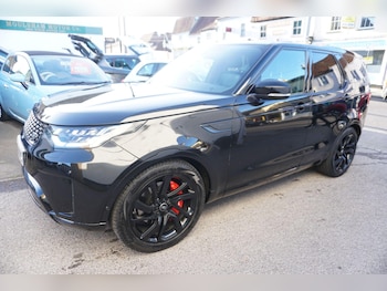 Used Land Rover Discovery 2019 for sale - 76990650: Photo