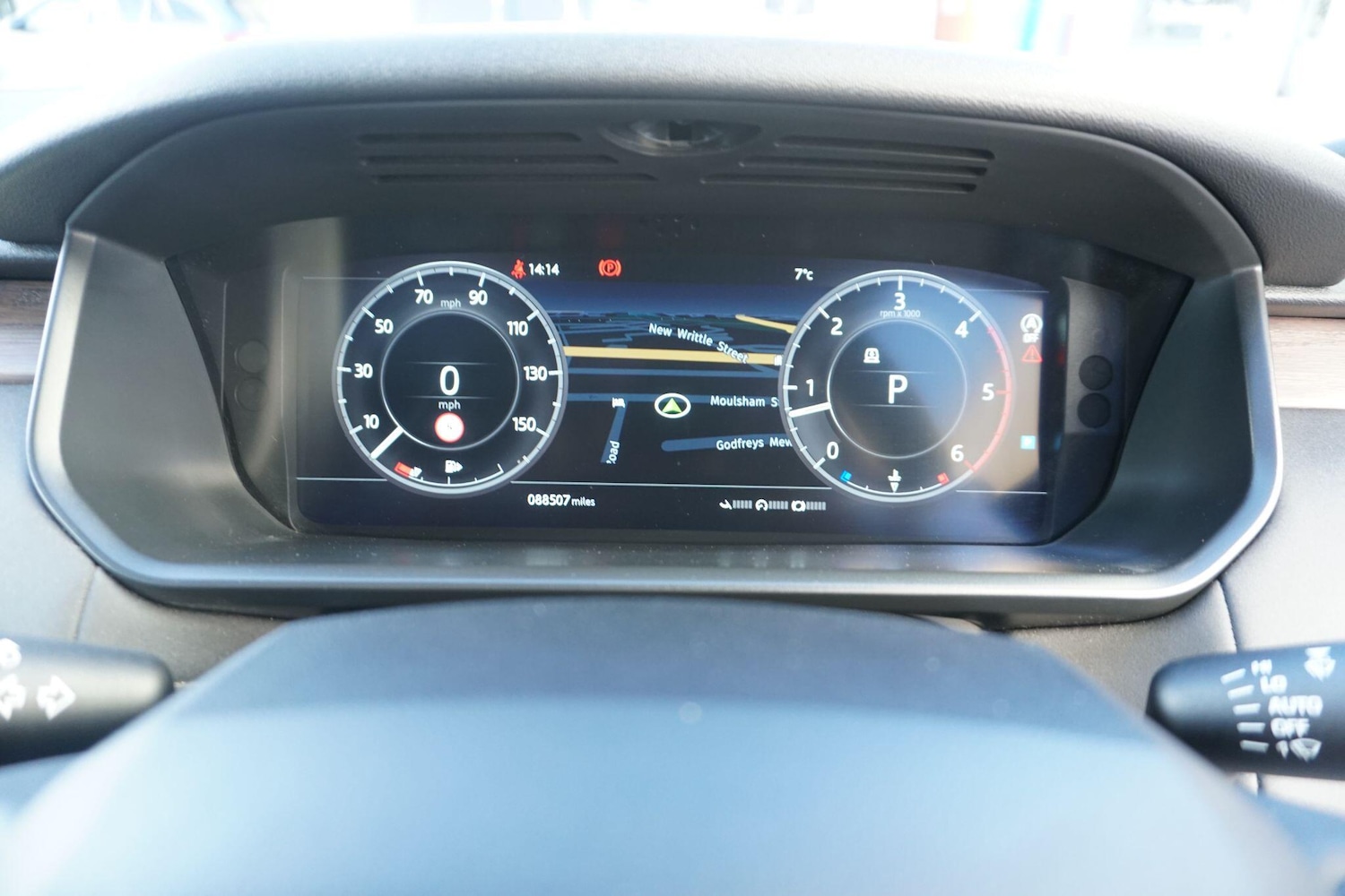 Used Land Rover Discovery 2019 for sale - 76990650: Photo 51