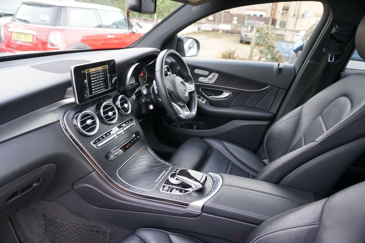 Used Mercedes-Benz GLC 2017 for sale - 77484024: Photo 12