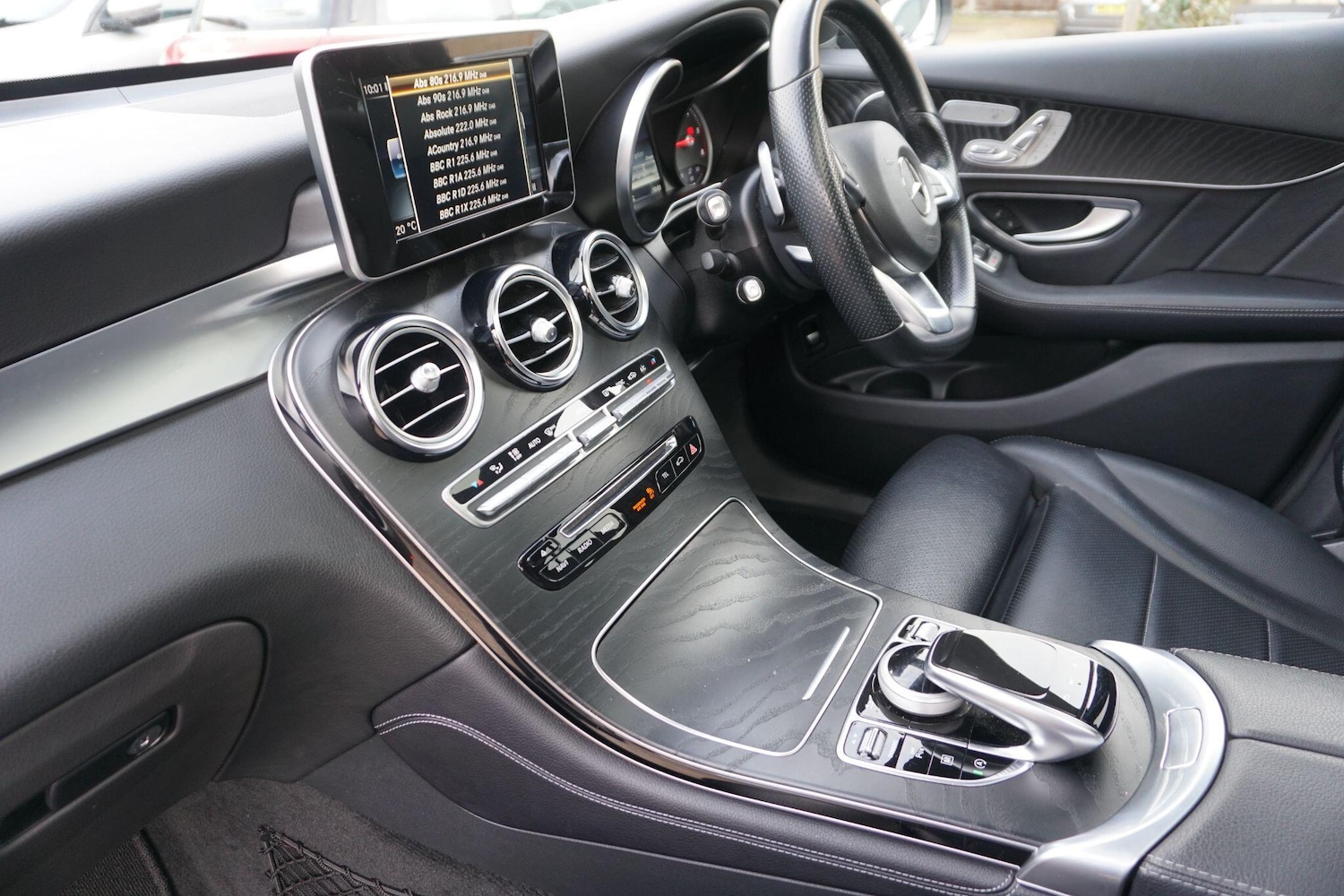 Used Mercedes-Benz GLC 2017 for sale - 77484024: Photo 14