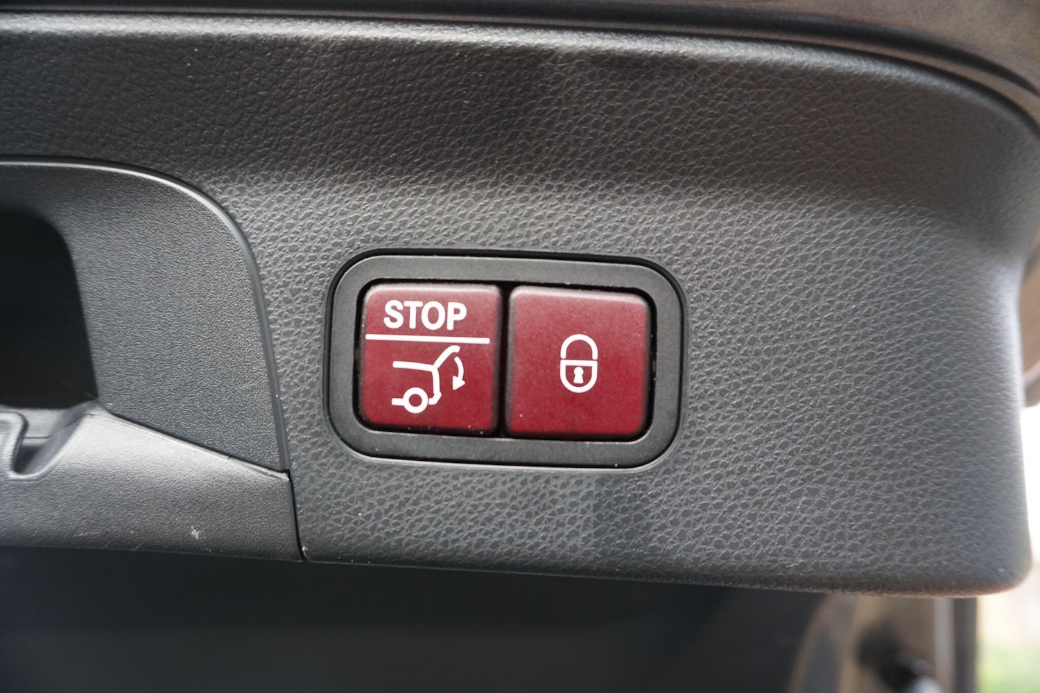 Used Mercedes-Benz GLC 2017 for sale - 77484024: Photo 20