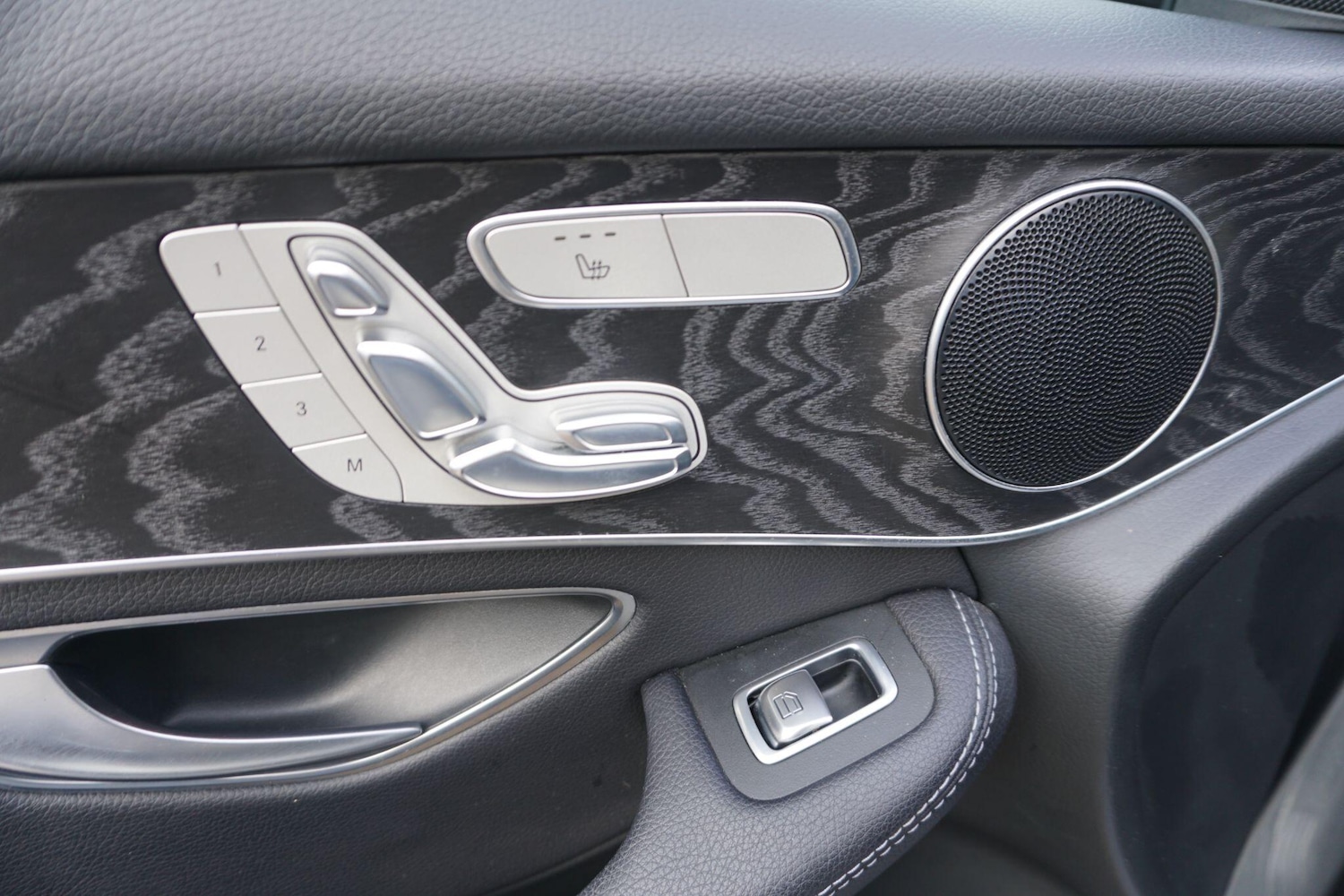 Used Mercedes-Benz GLC 2017 for sale - 77484024: Photo 28