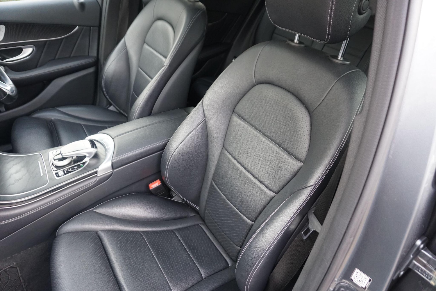 Used Mercedes-Benz GLC 2017 for sale - 77484024: Photo 57